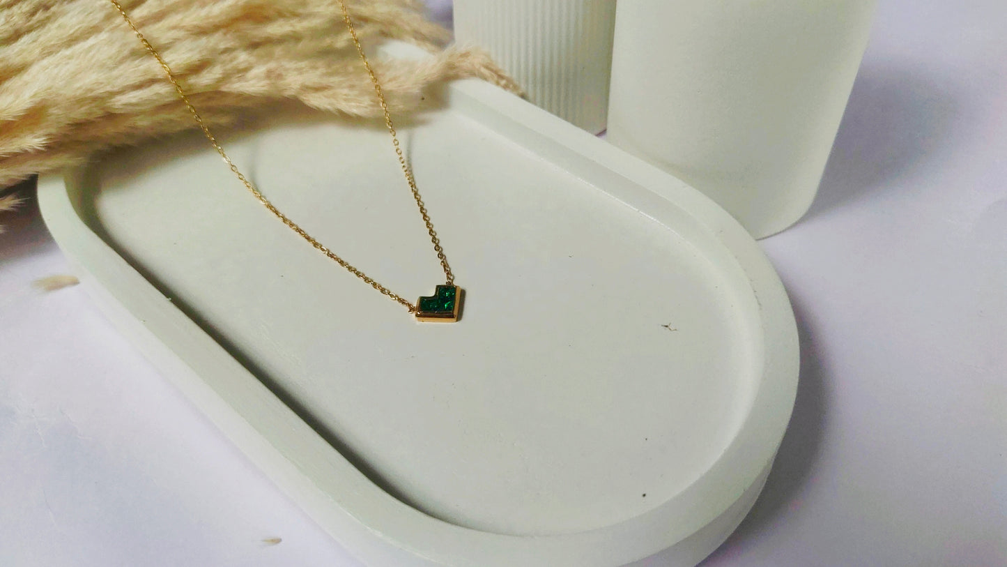 Emerald Green Grace Geometric heart Pendant