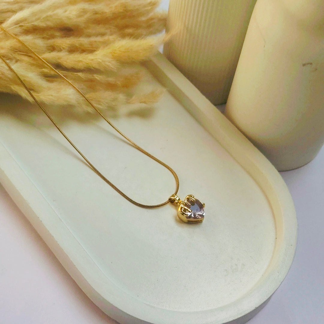 Crowned Heart Pendant Necklace – Waterproof & Hypoallergenic