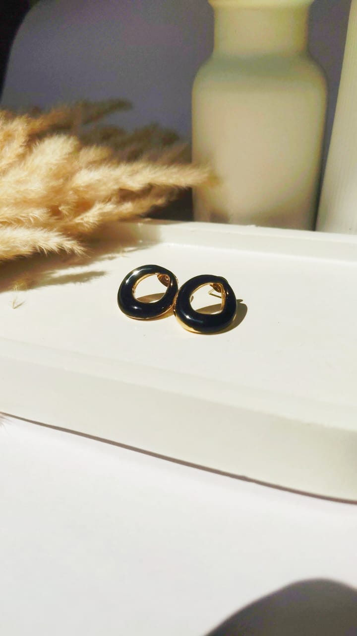 Noir Black Earrings