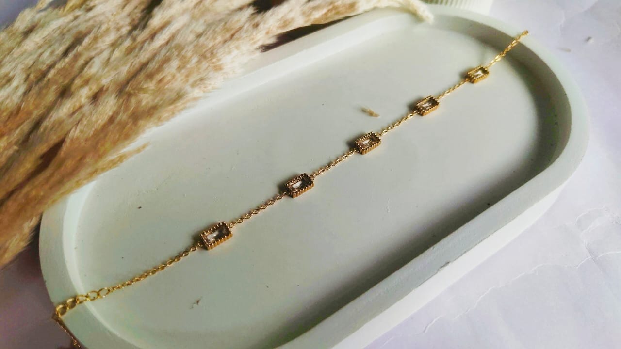 Aura Square Link Bracelet