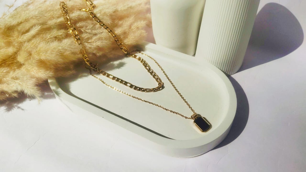 Double-layer necklace