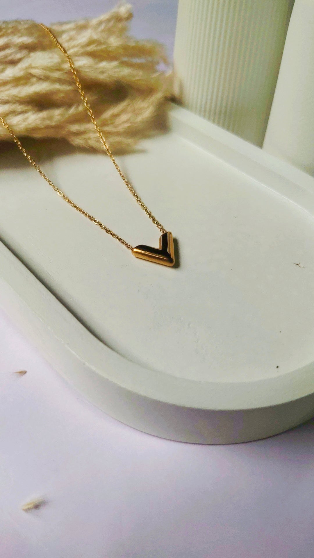 Anti Tarnish V-link Necklace