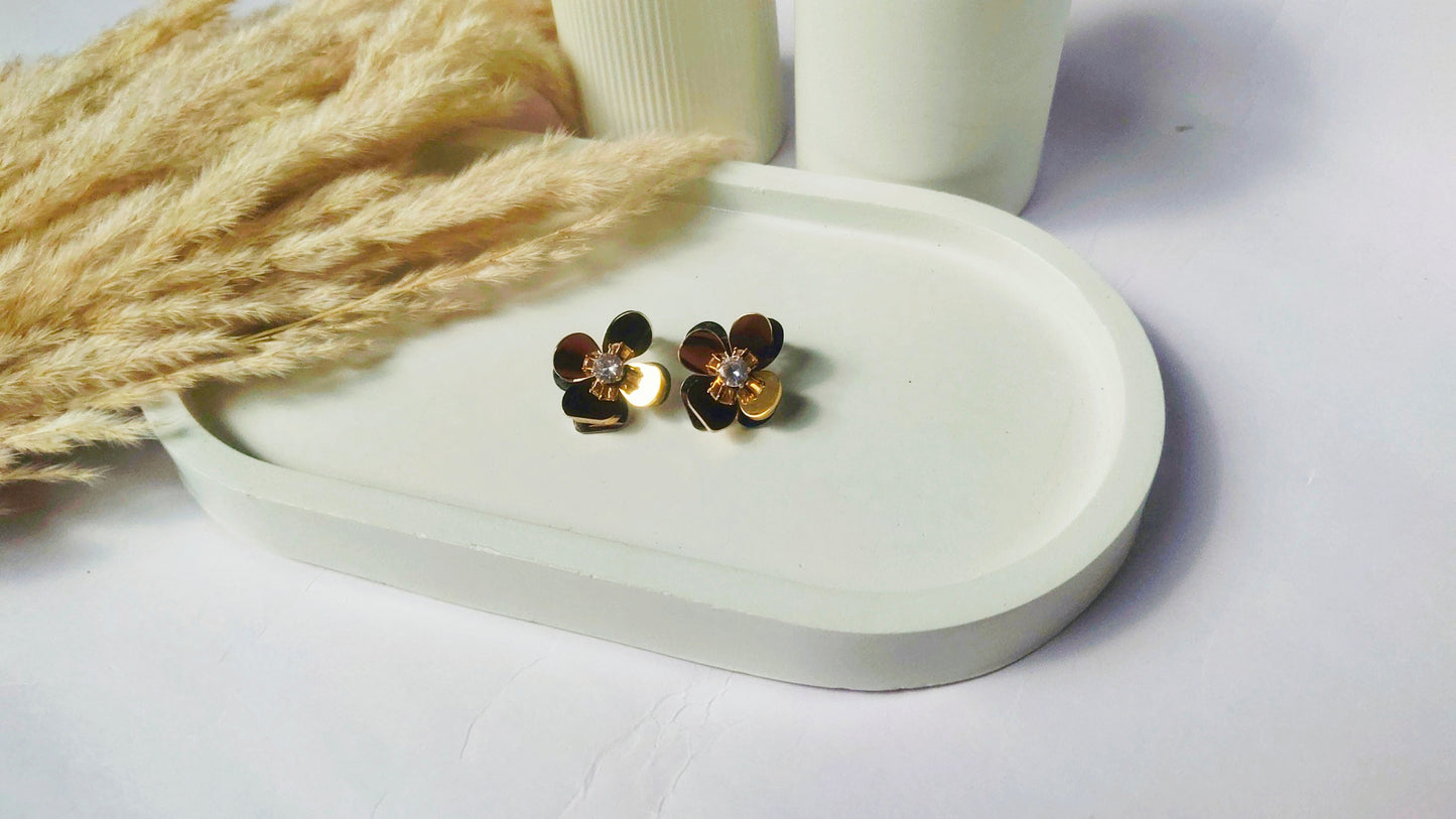 Anti Tarnish Golden Bloom Stud Earrings