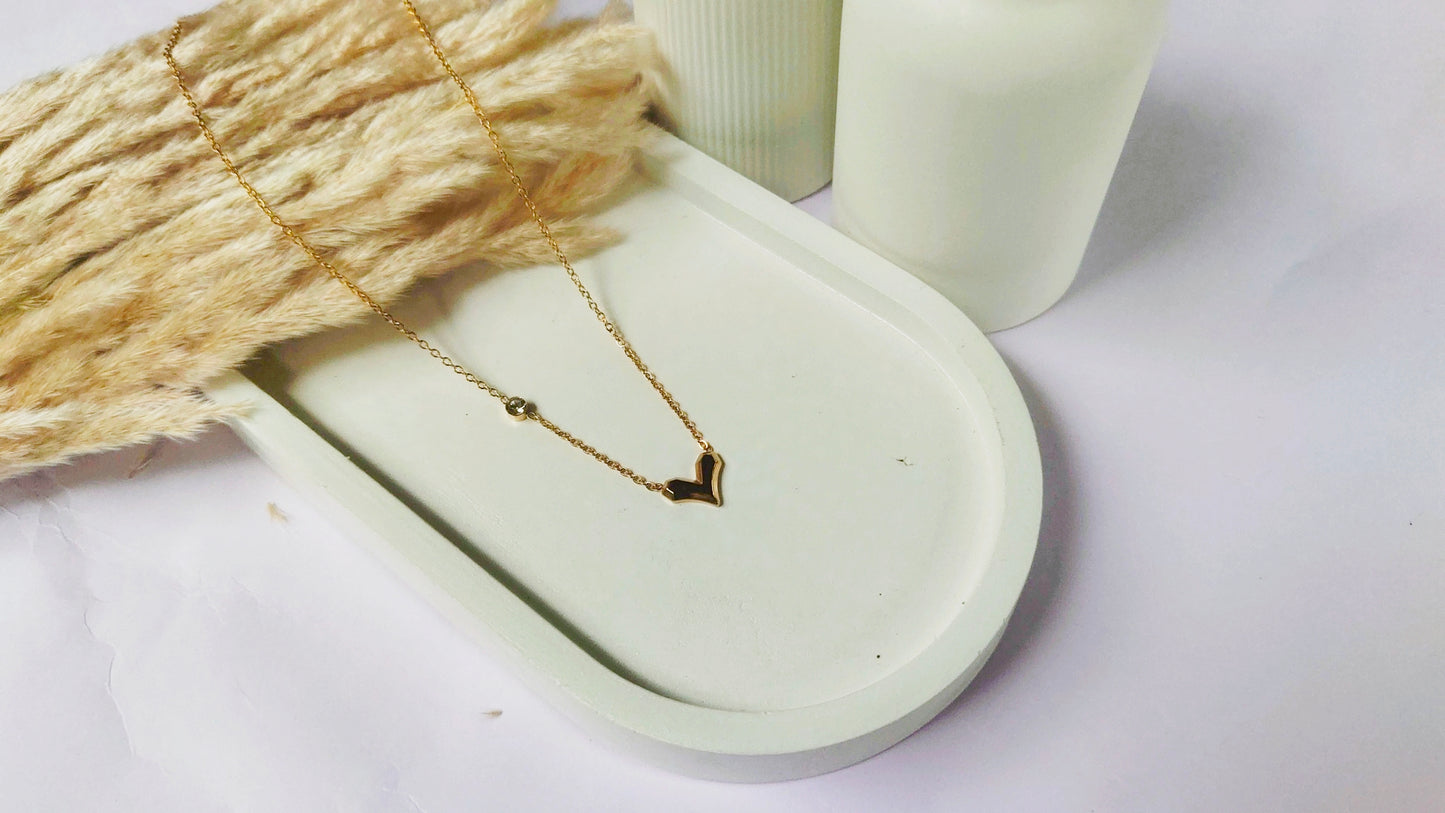 Gold Heart Necklace – 316L Stainless Steel Minimalist Pendant