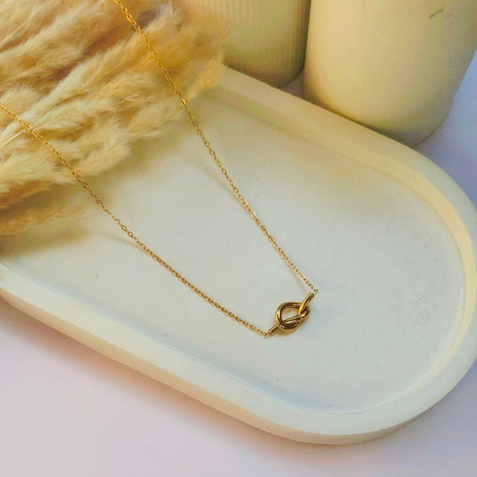 Dainty Love Knot Necklace – Gold Anti-Tarnish Stainless Steel Minimalist Jewelry