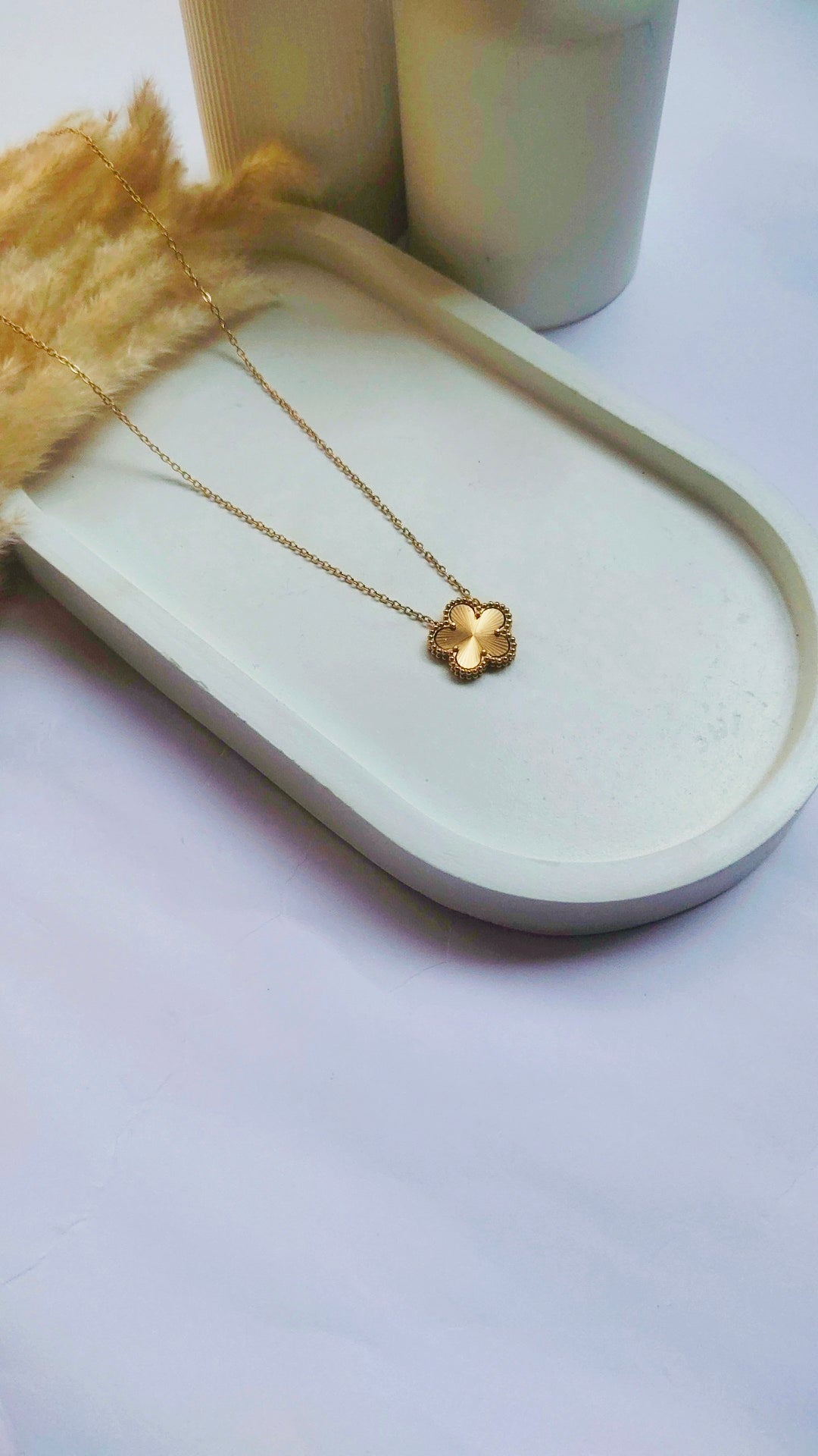 Golden Clover Charm Necklace – Anti-Tarnish 18K Plated Minimal Pendant for Daily Wear