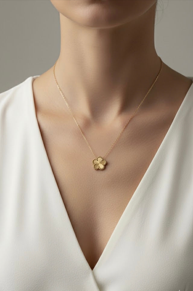 Golden Clover Charm Necklace – Anti-Tarnish 18K Plated Minimal Pendant for Daily Wear