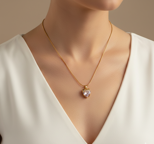 Crowned Heart Pendant Necklace – Waterproof & Hypoallergenic