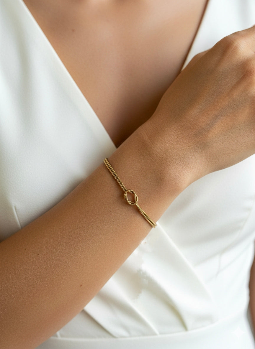 Minimalist Knot Charm Bracelet – 316L Stainless Steel | Anti-Tarnish | Daily Wear Jewelry