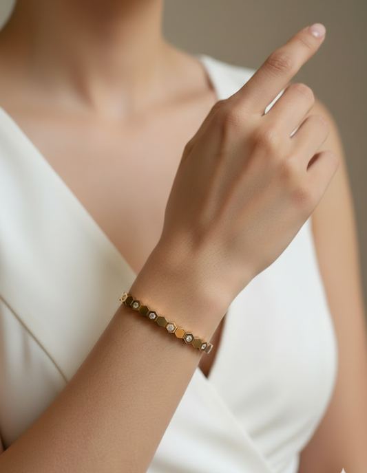 “Rumiya” 18K Gold Plated CZ Hexagon Openable Bangle