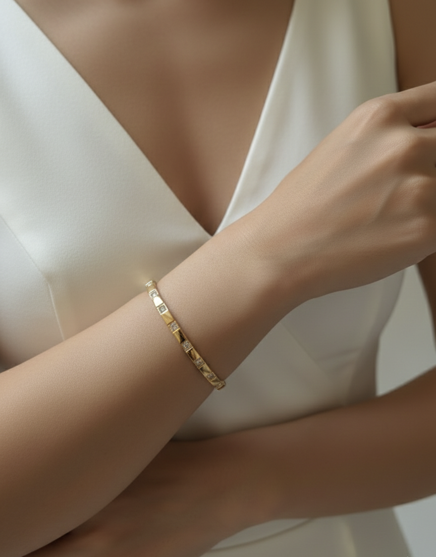 Mehr-e-Noor 18K Gold Plated CZ Openable Bangle (2/2.2)