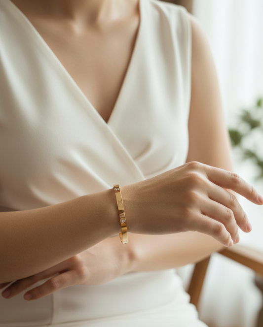 18K Gold Plated Crystal Stud Openable Bangle – Anti-Tarnish Stainless Steel Bracelet