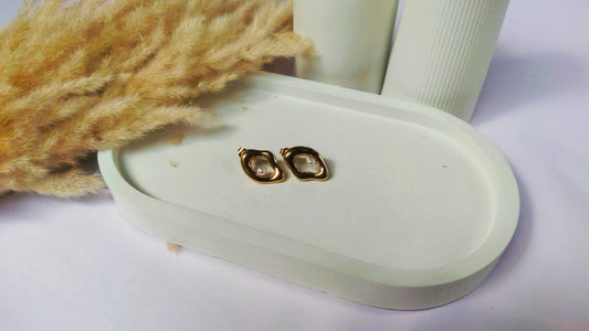 Arcyn Abstract Earrings